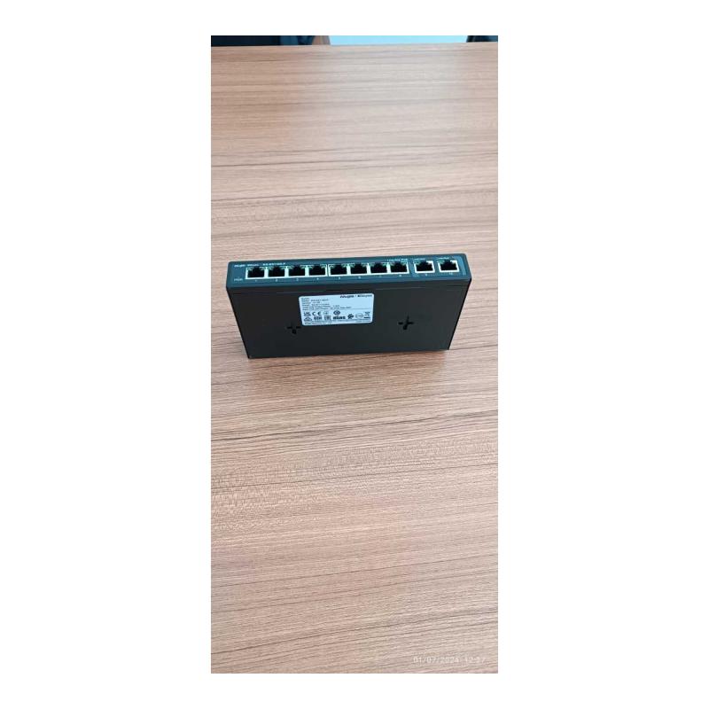RG-ES110D-P 8 PORT 10/100 + 2X GIGABIT RJ45 UPLINK METAL KASA 110W POE SWITCH