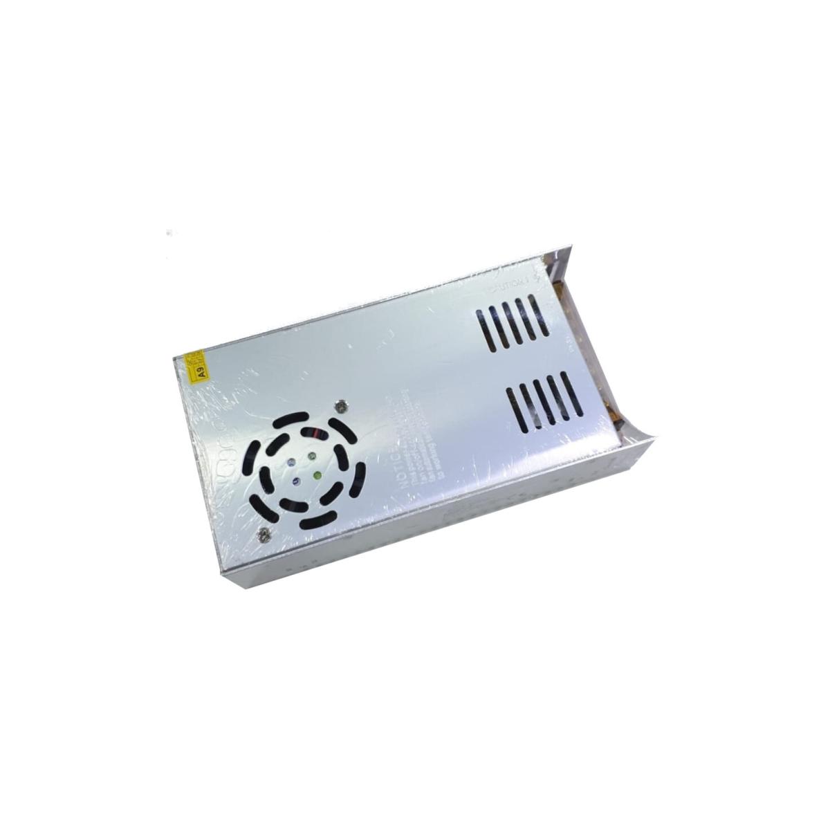 12 Volt 30 Amper Metal Kasa